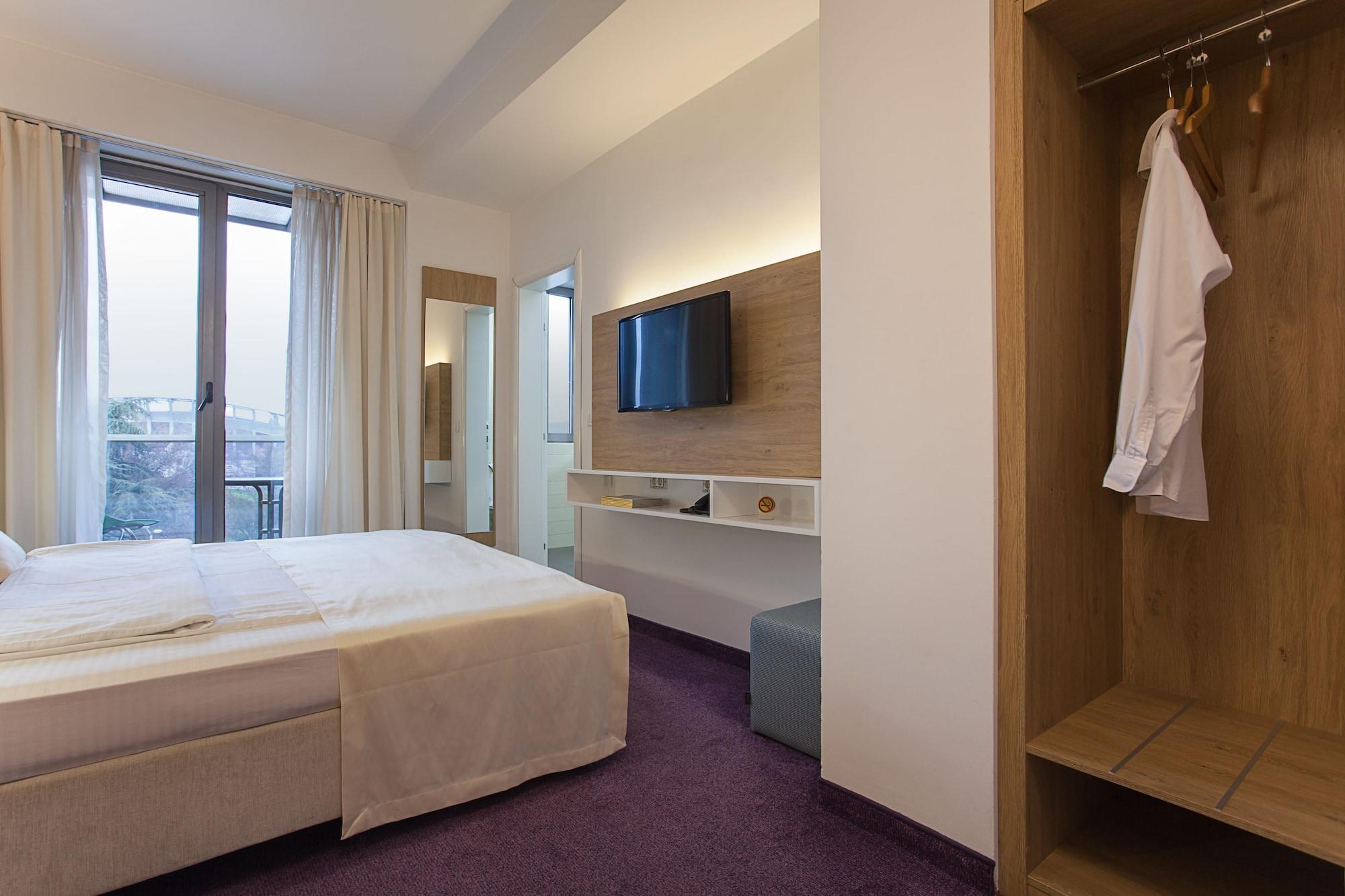 City Park Hotel Skopje Eksteriør bilde
